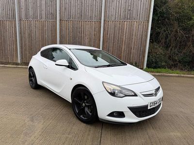 Used Vauxhall Astra GTC SRi 2014 White Hatchback