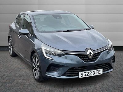 Used Renault Clio V 140 HP (102 kW) 2022 Grey  Hatchback
