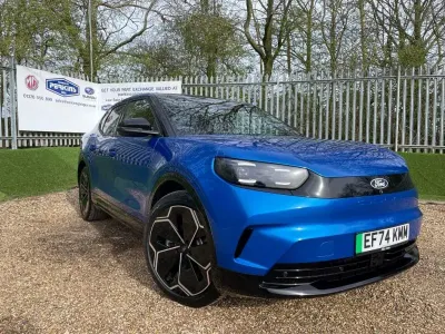 Begagnad Ford Capri Premium 250 kW (340 HK) 2024 Blå SUV
