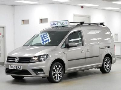 Used VW Caddy Maxi Highline 150 HP (110 kW) 2020 Beige MPV