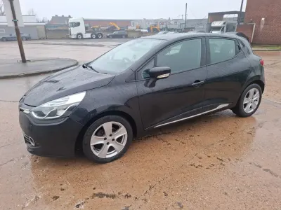 Gebraucht Renault Clio IV Dynamique 90 PS (66 kW) 2016 Schwarz Kleinwagen