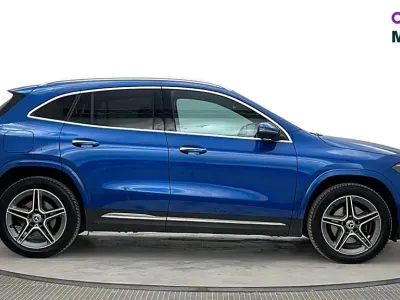 Used Mercedes GLA250 Executive 214 HP (157 kW) 2024 Blue SUV