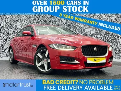 Begagnad Jaguar XE R-Sport 200 HK (147 kW) 2018 Röd Sedan