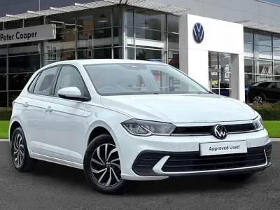 Used VW Polo Life 95 HP (69 kW) 2024 White Hatchback
