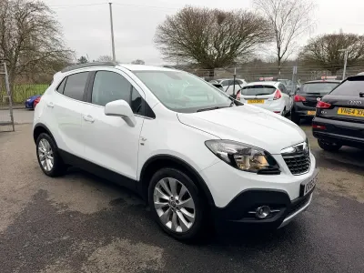 Used Vauxhall Mokka 2015 White SUV
