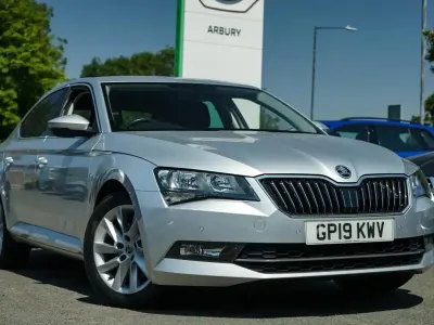 Used Skoda Superb SE 150 HP (110 kW) 2019 Silver Hatchback