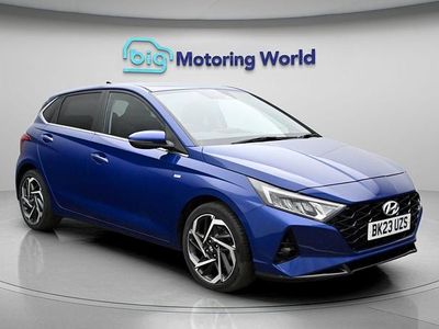 Używany Hyundai i20 Premium 101 KM (74 kW) 2023 Niebieski Hatchback