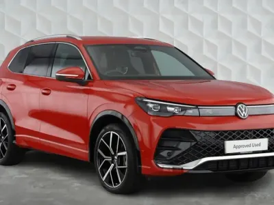 Used VW Tiguan R-line 150 HP (110 kW) 2025 Red SUV
