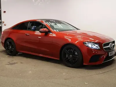 Usado Mercedes E300