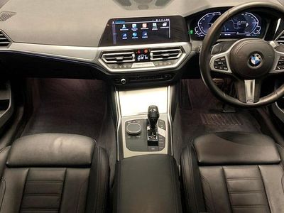 BMW 330e