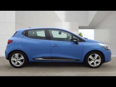 Used Renault Clio IV Dynamique 75 HP (55 kW) 2015 Blue Hatchback