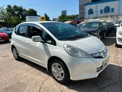 Used Honda Fit Hybrid 2022 White Hatchback