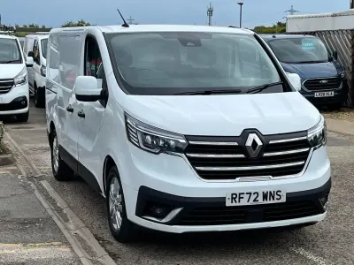 Used Renault Trafic 120 HP (88 kW) 2023 White MPV