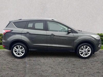 Used Ford Kuga Titanium 150 HP (110 kW) 2017 Grey SUV