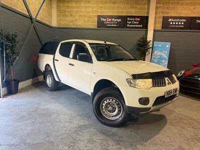 Usado Mitsubishi L200 134 HP (98 kW) 2014 Branco Pickup