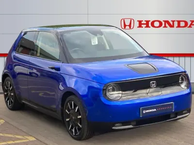Begagnad Honda e Advance 113 kW (154 HK) 2007 Halvkombi