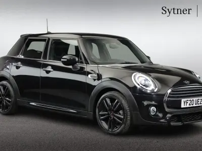 Begagnad Mini Cooper Sport 136 HK (100 kW) 2020 Svart Halvkombi