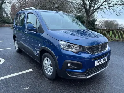 Used Peugeot Rifter Allure 131 HP (96 kW) 2020 Blue MPV