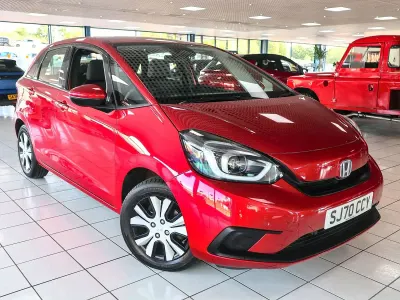 Used Honda Jazz Hybrid 109 HP (80 kW) 2020 Red Hatchback