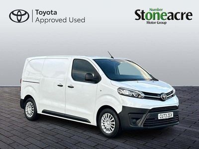 White Used 2023 Toyota Proace MPV | £17,000 (Expensive)