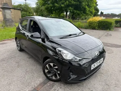 Used Hyundai i10 Advanced 67 HP (49 kW) 2023 Black Hatchback