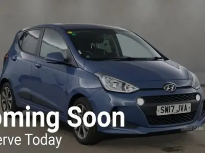 Used Hyundai i10 Premium SE 87 HP (63 kW) 2017 Blue Hatchback