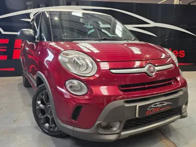 Used Fiat 500L Trekking 2014 Red/white MPV