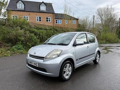 Used Daihatsu Sirion 87 HP (63 kW) 2007 Silver Hatchback