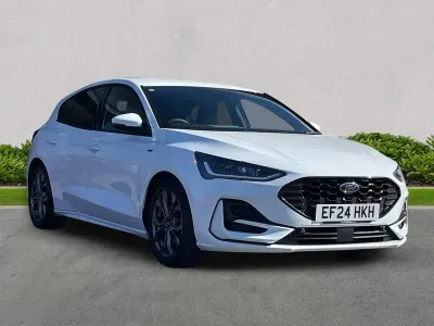 Used Ford Focus ST-Line 2024 White Hatchback