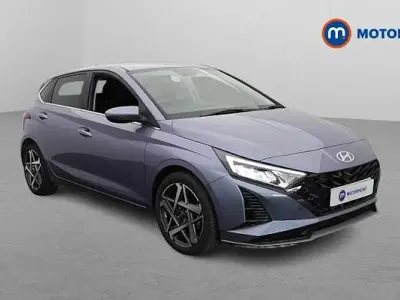Used Hyundai i20 Premium 101 HP (74 kW) 2025 Blue Hatchback