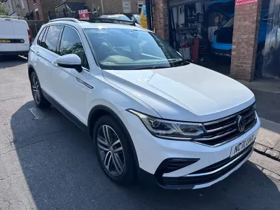 Used VW Tiguan Elegance 150 HP (110 kW) 2022 White SUV