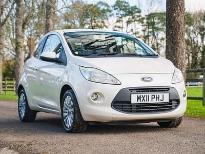 Used Ford Ka Zetec 69 HP (50 kW) 2012 White Hatchback