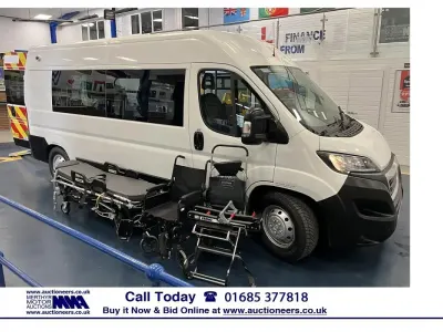 Used Peugeot Boxer Access 130 HP (95 kW) 2019 White Van