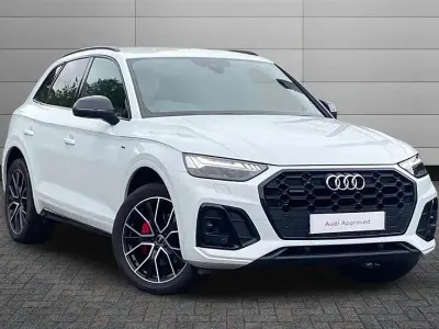 Used Audi Q5 Comfort 204 HP (150 kW) 2022 Glacier white SUV