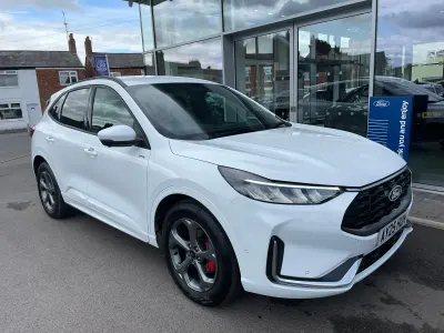 Used Ford Kuga ST-Line 150 HP (110 kW) 2025 White SUV