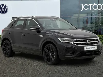 Used VW T-Roc R-line 150 HP (110 kW) 2024 Black SUV