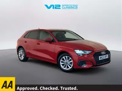 Begagnad Audi A3 Performance 2022 Röd Sedan