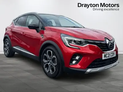 Used Renault Captur Version S 145 HP (106 kW) 2021 Red/black SUV