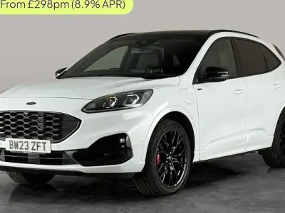 Used Ford Kuga ST-Line X 225 HP (165 kW) 2023 White SUV