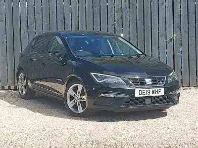 Begagnad Seat Leon FR 130 HK (95 kW) 2019 Svart Halvkombi