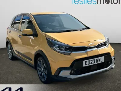 Second-hand Kia Picanto X-Line 2023 Galben Hatchback