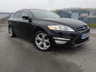 Begagnad Ford Mondeo Titanium X 2012 Svart Halvkombi