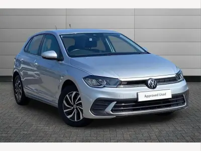Used VW Polo Life 95 HP (69 kW) 2024 Silver Hatchback