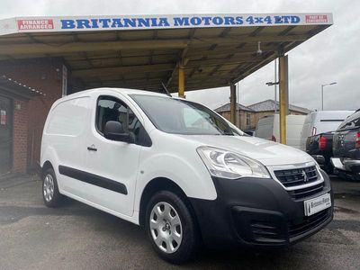 White Used 2018 Peugeot Partner MPV | £3,995