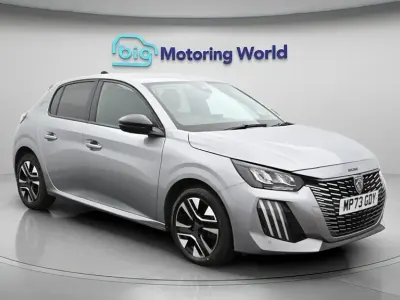 Używany Peugeot 208 Allure 100 KM (73 kW) 2024 Szary Hatchback