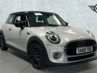 Used Mini Cooper Classic 134 HP (98 kW) 2019 Silver Hatchback