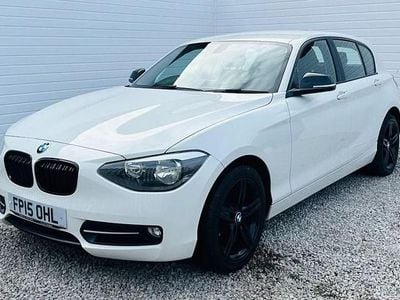 Used BMW 116 Sport Line 116 HP (85 kW) 2015 White Hatchback