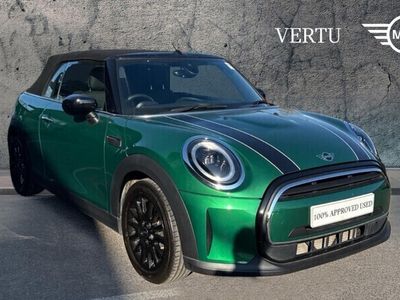 Begagnad Mini Cooper Classic 134 HK (98 kW) 2023 Grön Halvkombi