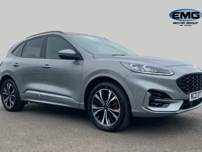 Käytetty Ford Kuga ST-Line X 225 HP (165 kW) 2023 Hopea Katumaasturi