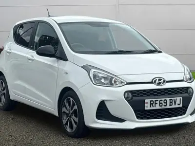 Used Hyundai i10 67 HP (49 kW) 2020 White Hatchback